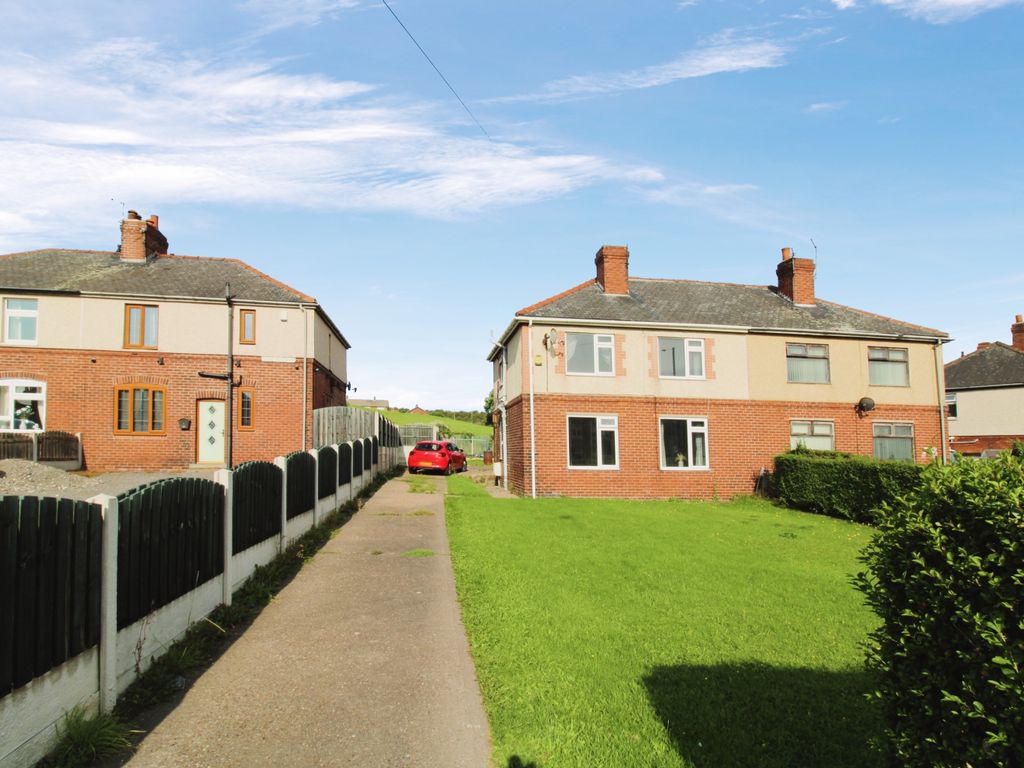 3 bed semidetached house for sale in Brierley Road, Grimethorpe