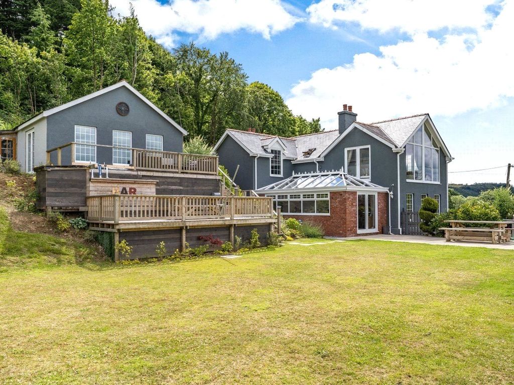 5 bed detached house for sale in Llanarthney, Nr Llandeilo, Carmarthen