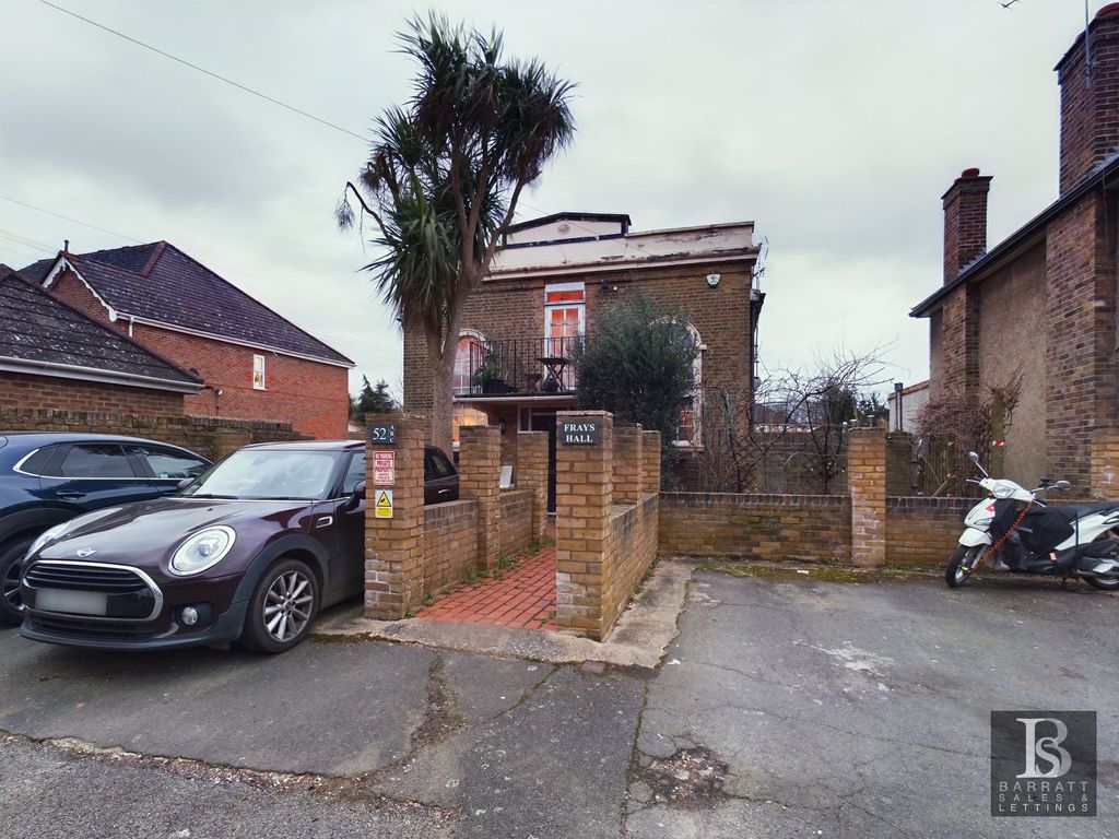 2 bed terraced house for sale in Money Lane, West Drayton UB7, £400,000