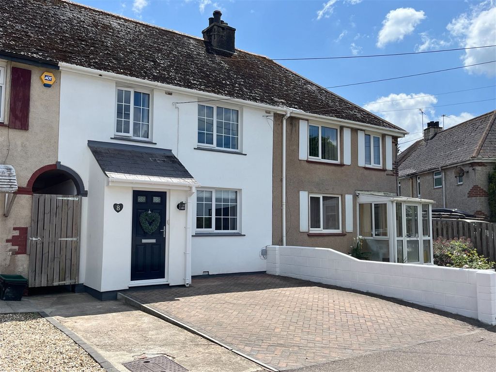 3 bed terraced house for sale in Clifford Avenue, Kingsteignton, Newton