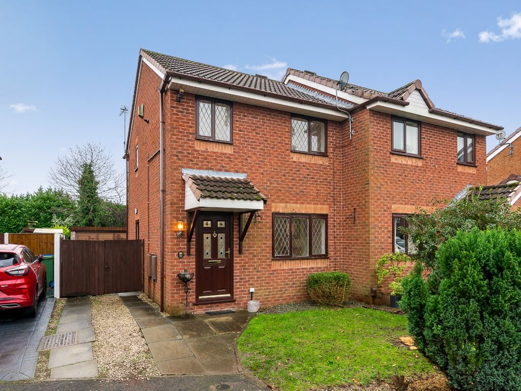 2 bed semidetached house to rent in Southwell Close, Lowton