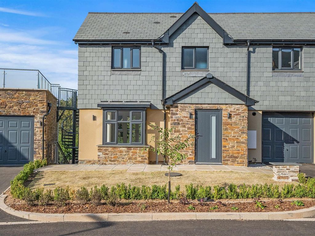 New home, 3 bed semidetached house for sale in Mcilwraith Road