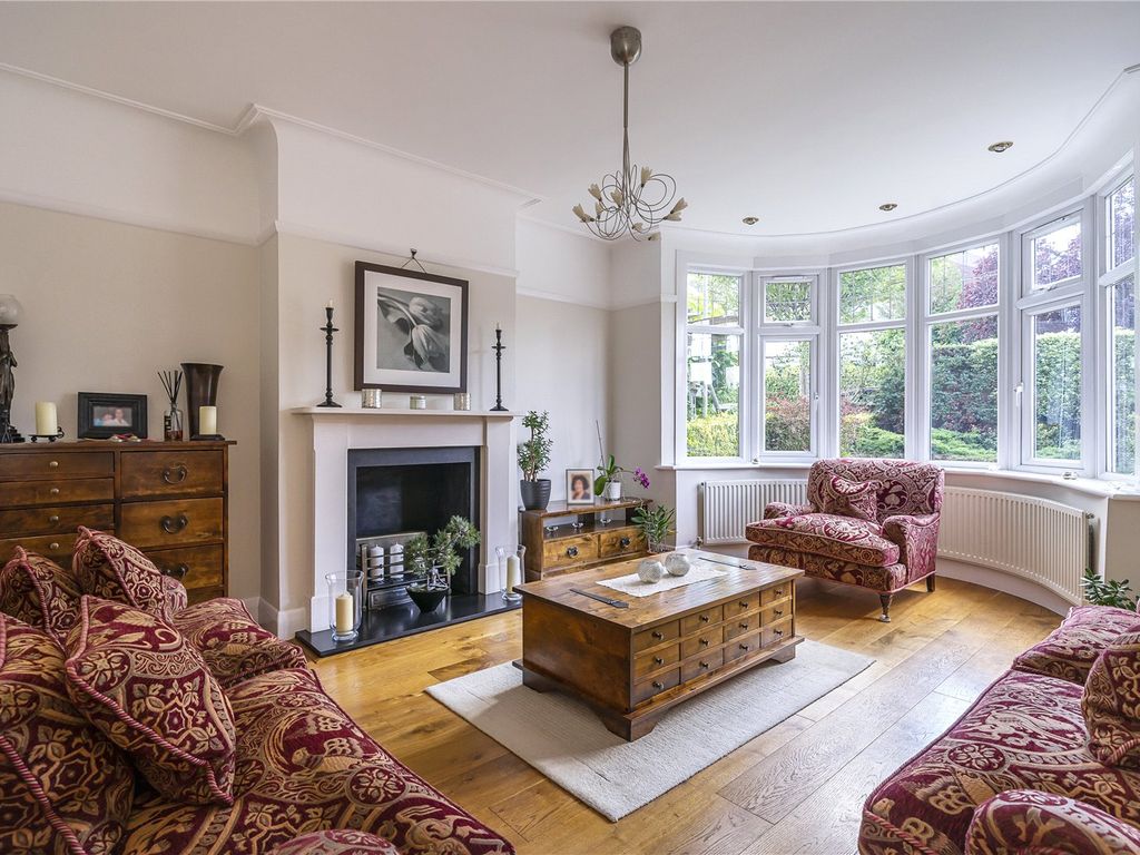 3 bed semidetached house for sale in Gresham Avenue, Whetstone N20