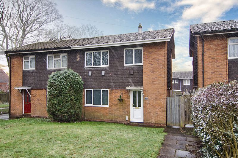 3 bed semidetached house for sale in Boston Close, Heath Hayes