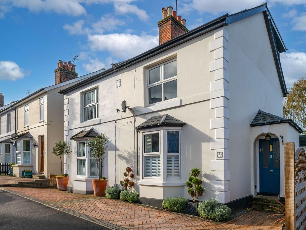 4 bed semidetached house for sale in Effingham Road, Reigate RH2 Zoopla