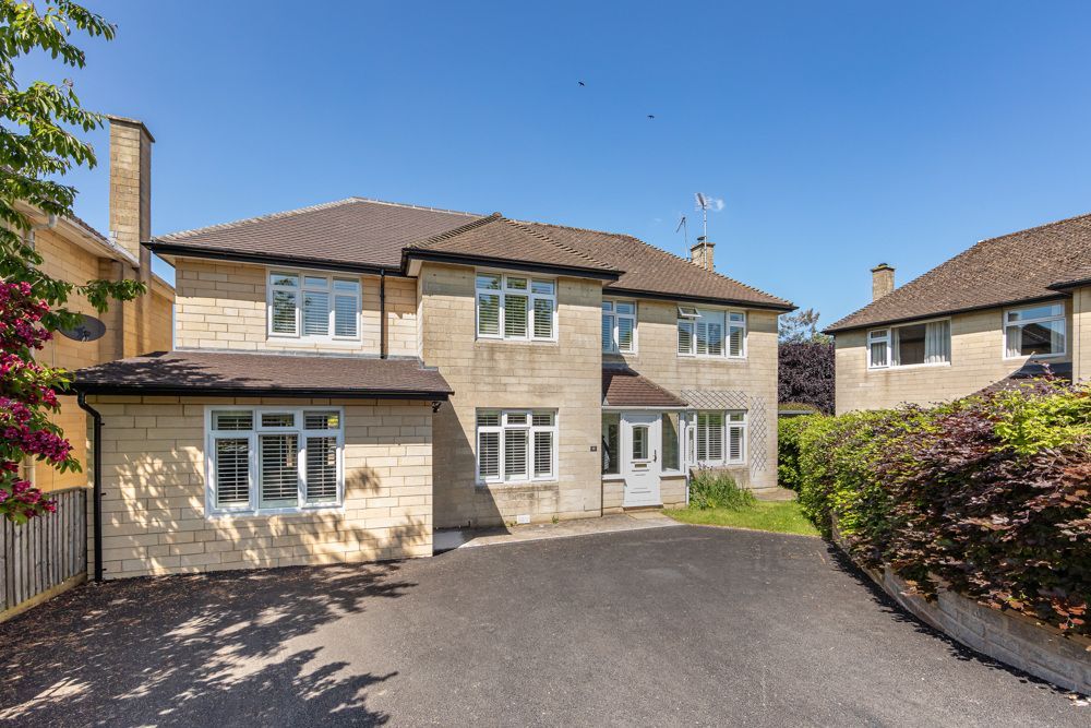 4 bed detached house to rent in Priory Close, Bath BA2, £4,250 pcm Zoopla