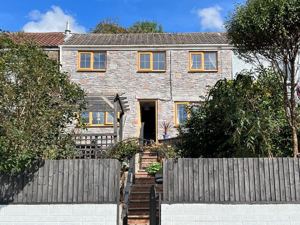3 bed terraced house for sale in High Street Gilfach Goch , Gilfach