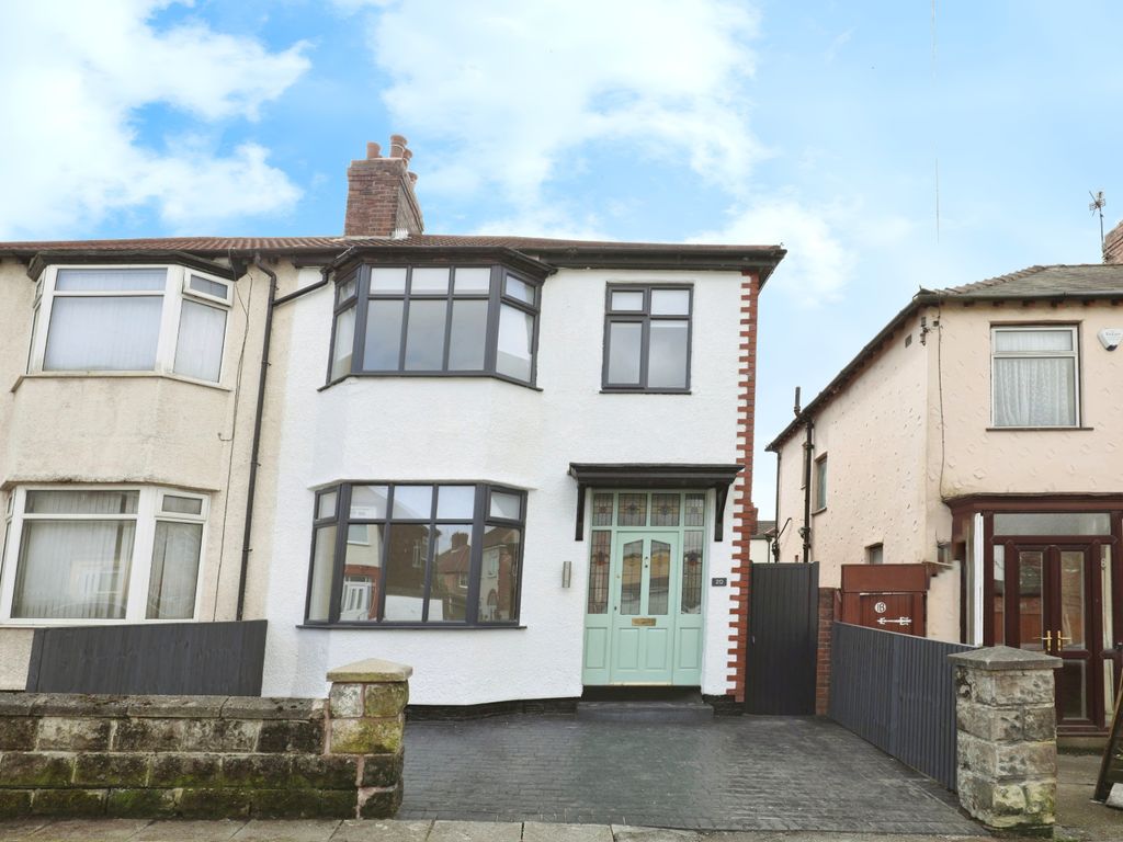3 bed semidetached house for sale in Ventnor Road, Liverpool L15, £