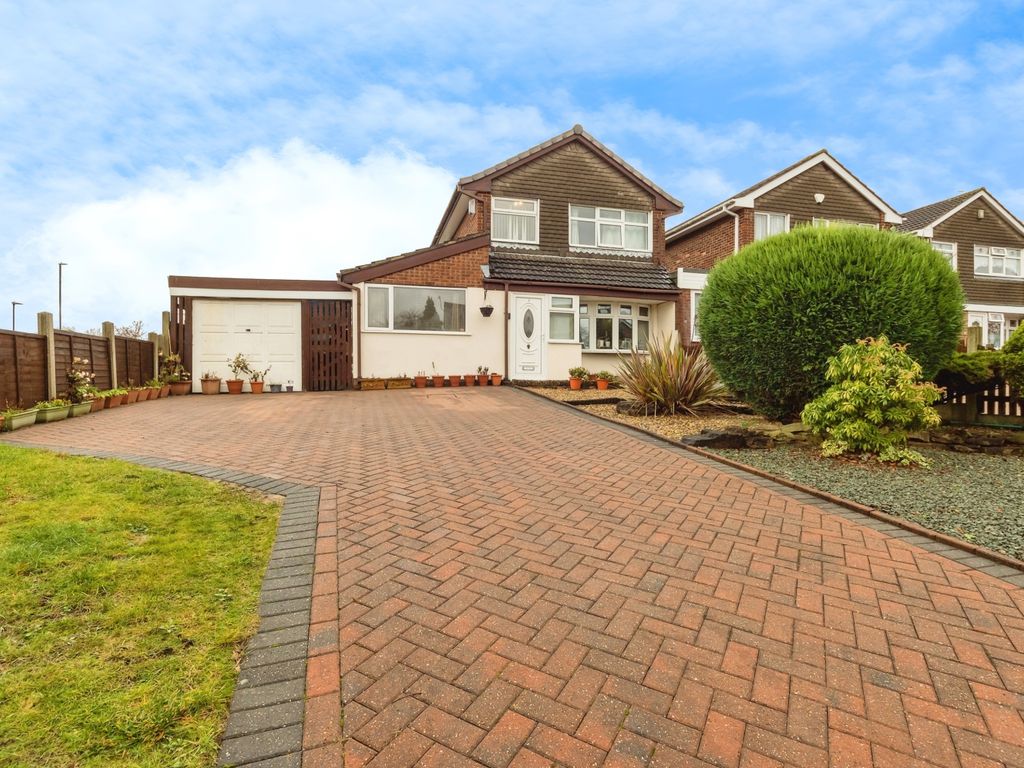 4 bed semidetached house for sale in Syke Road, Nottingham