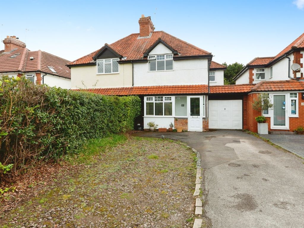4 bed semidetached house for sale in Station Road, Balsall Common