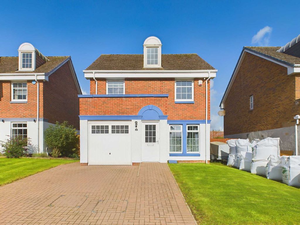 3 bed detached house for sale in Provost Crescent, Netherburn ML9, £