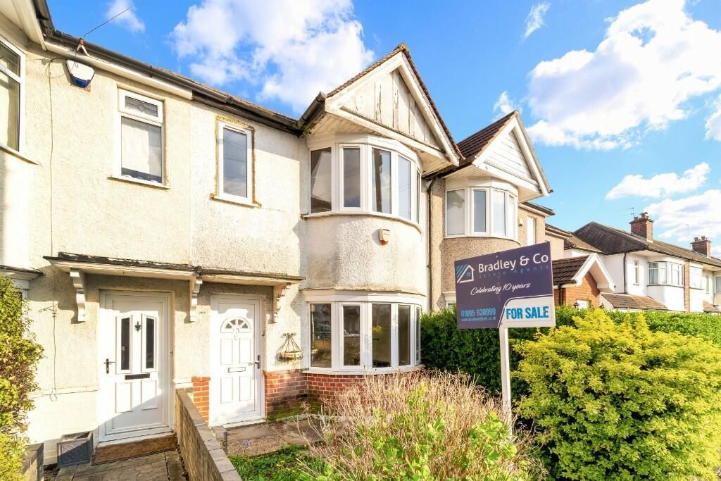 2 bed terraced house for sale in Whitby Road, Ruislip Manor, Ruislip