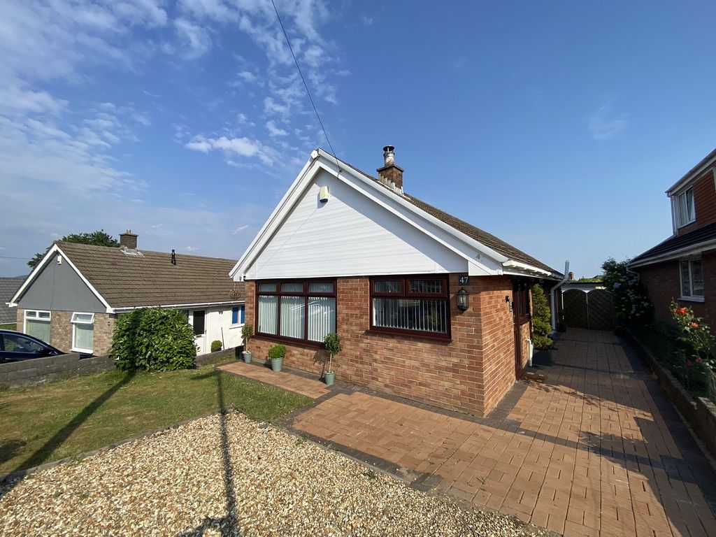 3 bed detached bungalow for sale in Heol Rhosyn, Morriston, Swansea