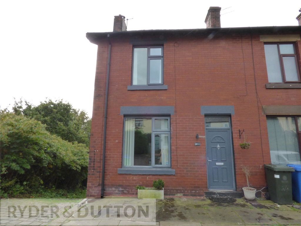 3 bed end terrace house to rent in Pleasant Street, Heywood, Greater