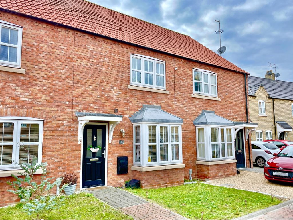 3 bed terraced house for sale in Hamlet Drive, Kingswood, Hull HU7 Zoopla