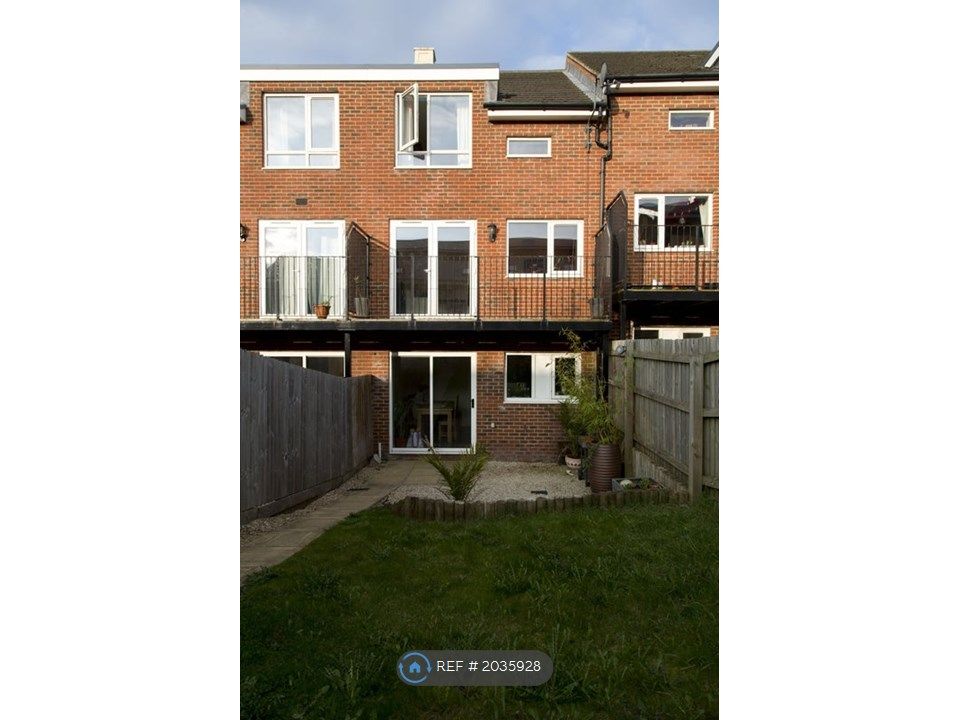4 bed terraced house to rent in Ashley Down Road, Bristol BS7, £2,500 pcm Zoopla