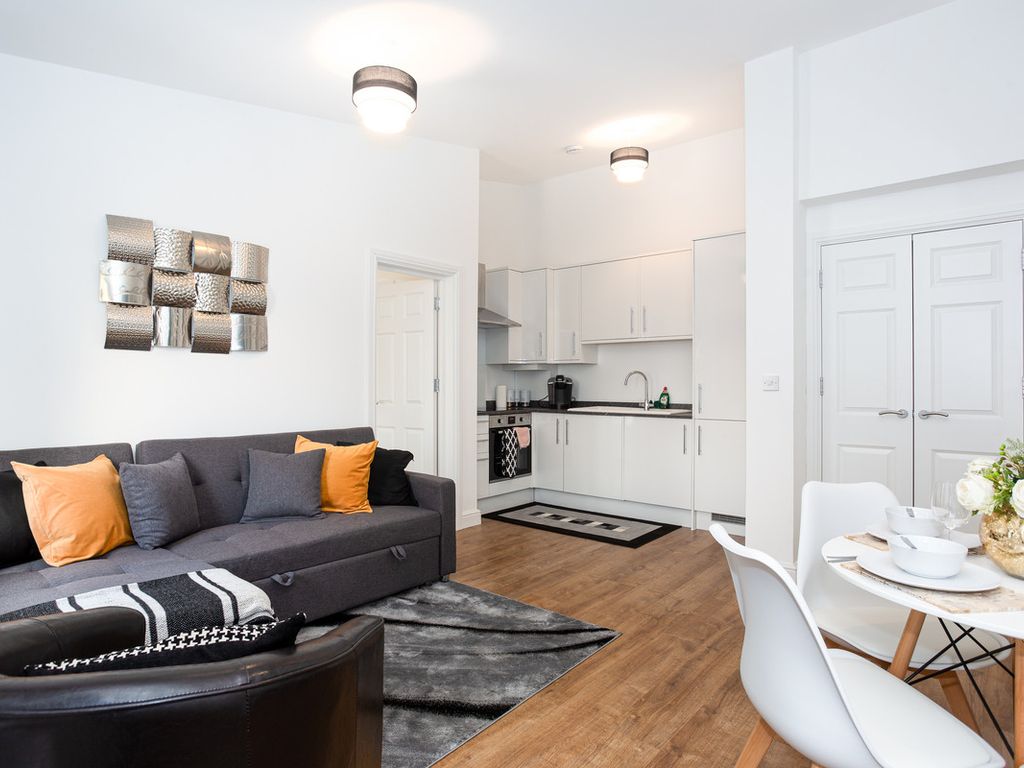 2 bed semidetached bungalow for sale in Hamlet Court Road, WestcliffOnSea SS0, £300,000 Zoopla