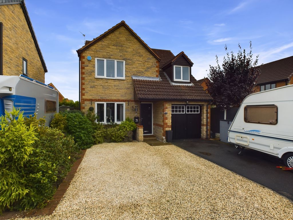 3 bed detached house for sale in West Green Drive, Kirk Sandall