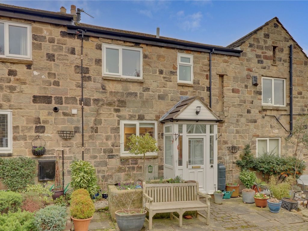 2 bed terraced house for sale in Carlton Mews, Guiseley, Leeds, West