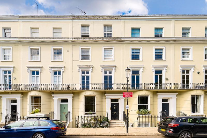 1 bed flat to rent in Norland Square, London W11, £2,000 pcm Zoopla
