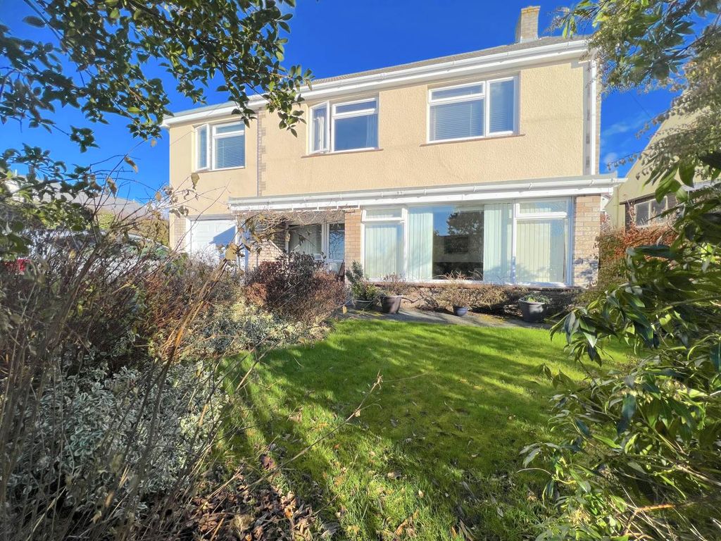5 bed property for sale in Solario, Rhydyfelin, Aberystwyth SY23 Zoopla