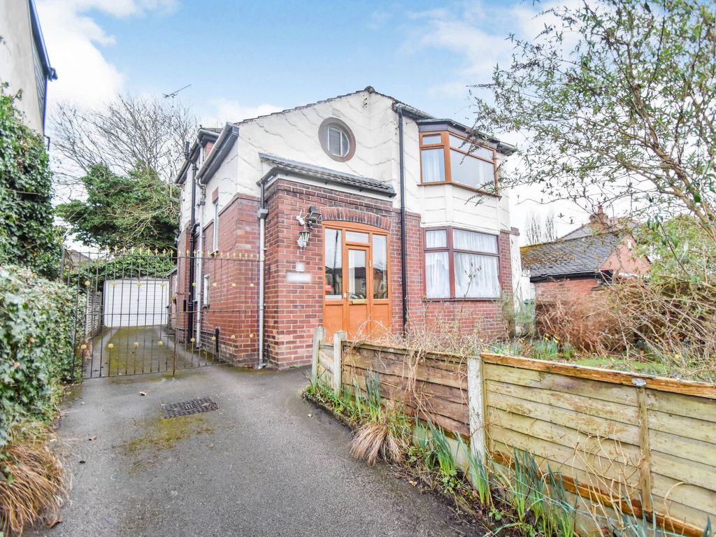3 bed detached house for sale in Windsor Road, Prestwich M25 Zoopla