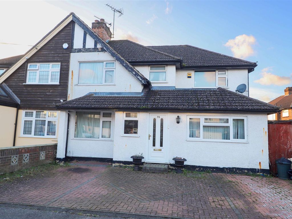 5 bed semidetached house for sale in Glisson Road, Hillingdon UB10, £