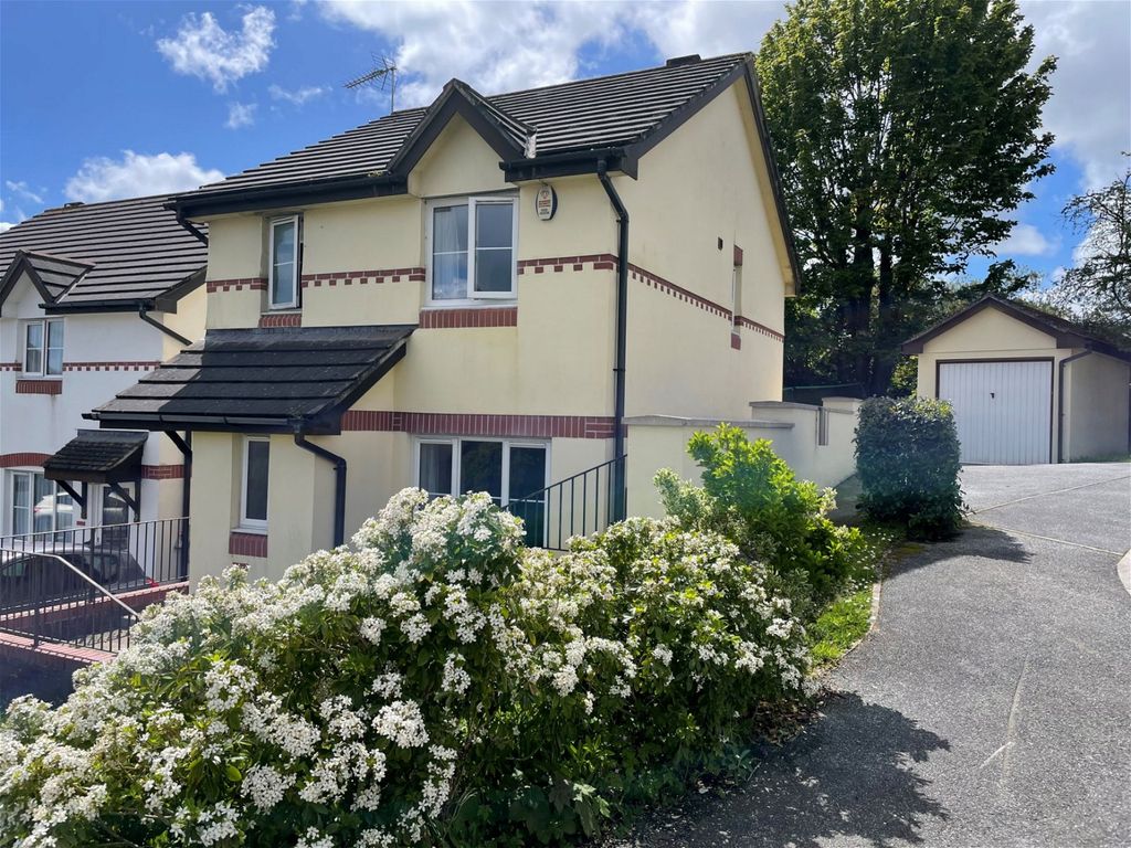 3 bed detached house for sale in Century Close, St. Austell PL25 Zoopla