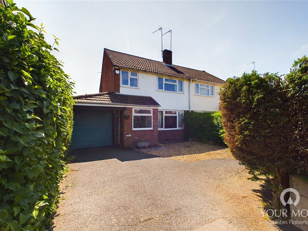 3 bed semidetached house for sale in Northfield Way, Kingsthorpe