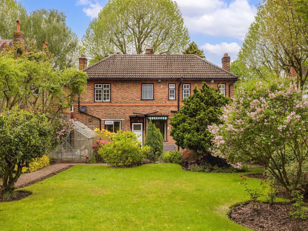 4 bed property for sale in Ormond Avenue, Hampton TW12 Zoopla