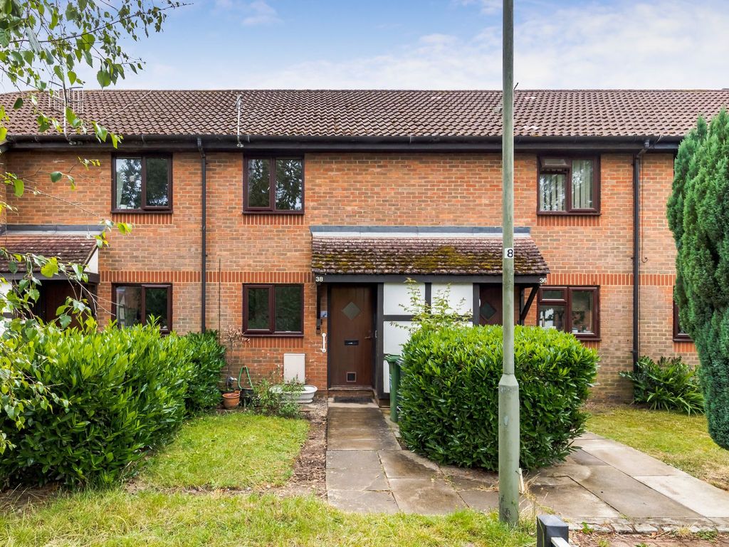 2 bed terraced house for sale in Copse Lane, Horley RH6 Zoopla