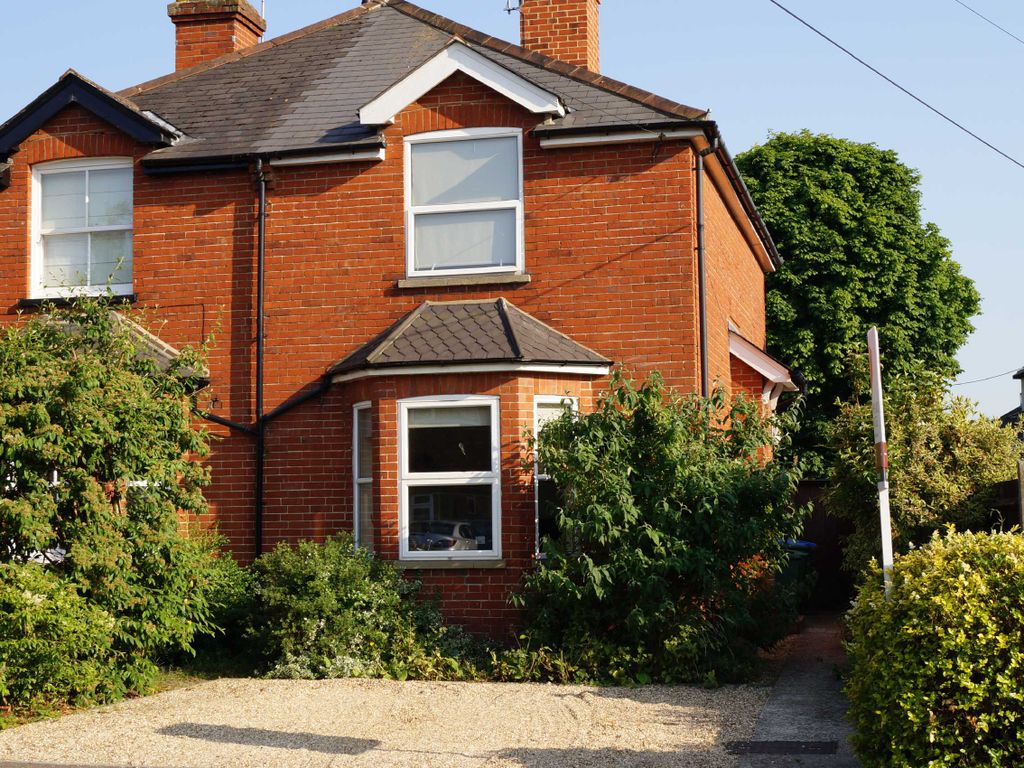 2 bed semidetached house to rent in Copse Road, Cobham, Surrey KT11, £