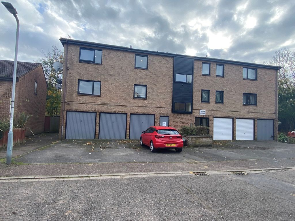 1 bed flat to rent in Waterside, Uxbridge, Greater London UB8 Zoopla