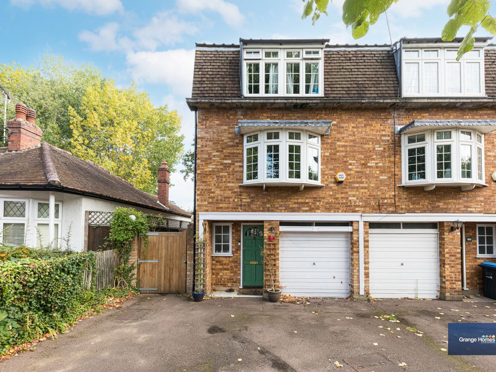 4 bed town house for sale in Abbey Road, Enfield EN1 Zoopla