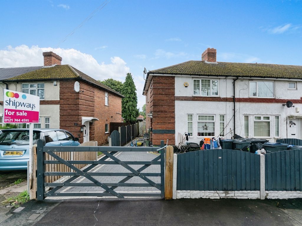 3 bed end terrace house for sale in Hazelville Road, Hall Green