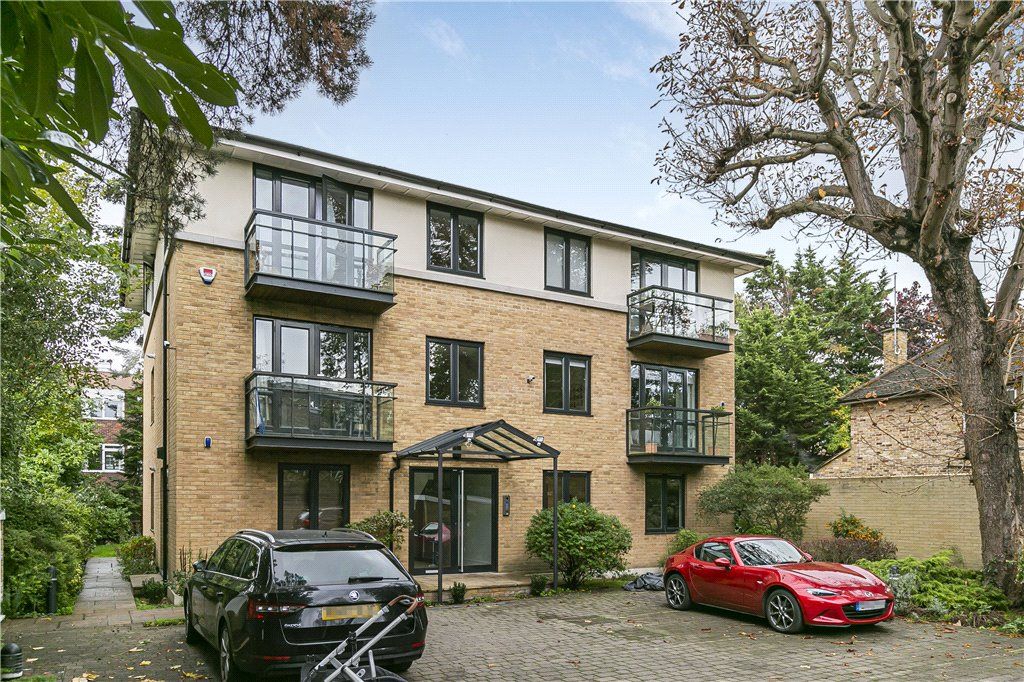 Victoria Drive London SW19  