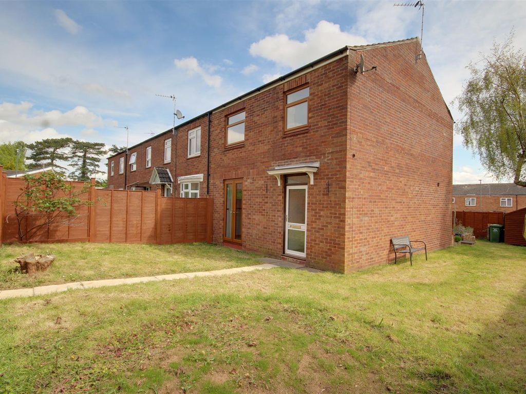 3 bed end terrace house for sale in Chedworth, Newent GL18, £239,950