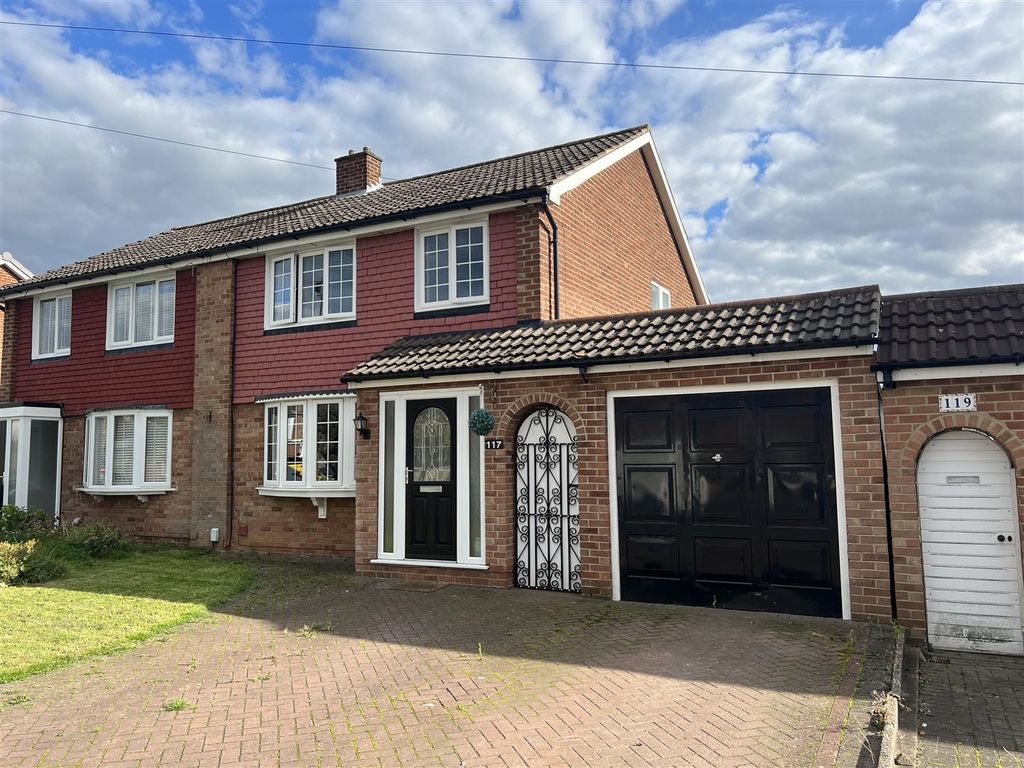 3 bed semidetached house for sale in Sancroft Road, Spondon, Derby