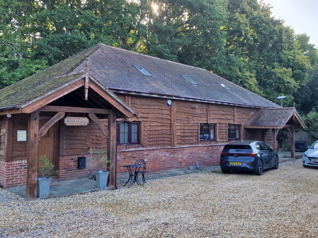 Office to let in The Barn, Beechleigh, Southwick Road, Wickham, Fareham