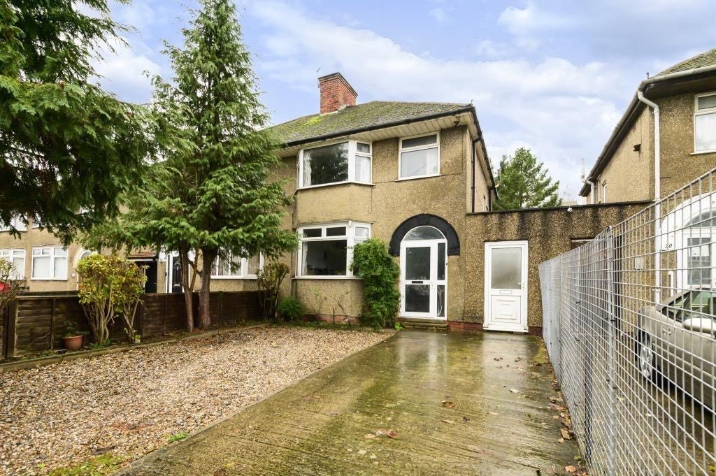 3 bed semidetached house to rent in Littlemore Road, Oxford OX4, £