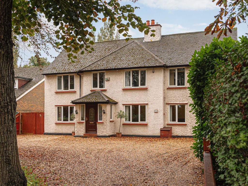 6 bed detached house for sale in Reigate Road, Ewell, Epsom KT17, £