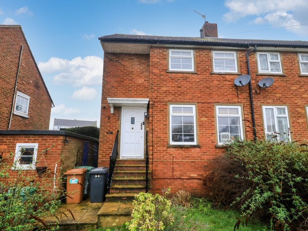 2 bed semidetached house for sale in Forbes Avenue, Potters Bar EN6, £