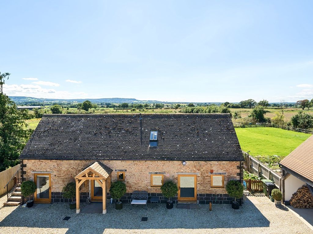 3 bed detached house for sale in Claypits, Eastington, Stonehouse GL10