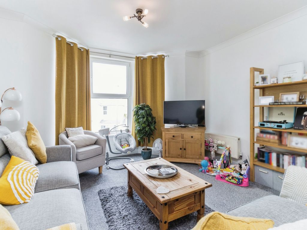 2 bed flat for sale in Dartmouth Road, Paignton, Devon TQ4, £160,000