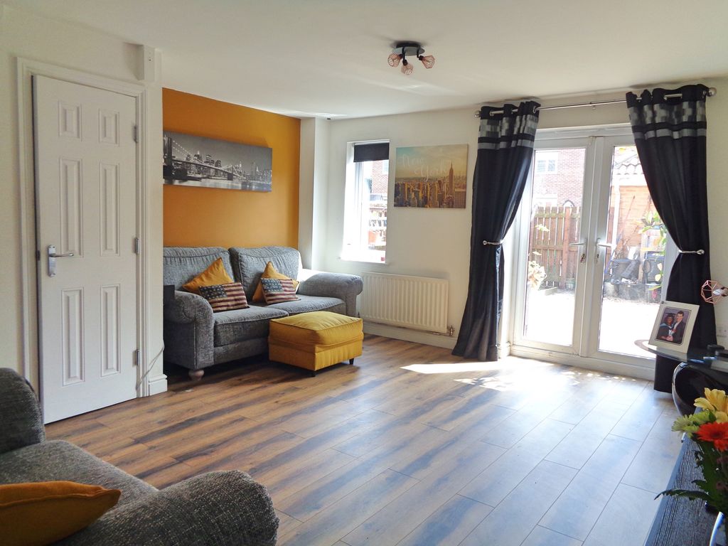 4 bed terraced house for sale in Cherry Tree Walk, Knottingley WF11