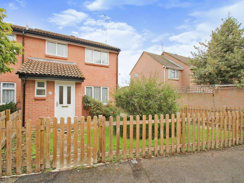 Woodpecker Walk, Wokingham RG41  