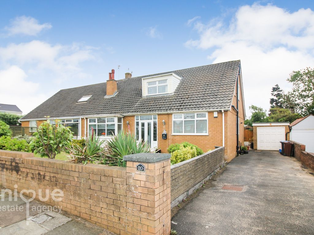3 bed bungalow for sale in Highbury Road West, Lytham St. Annes FY8, £