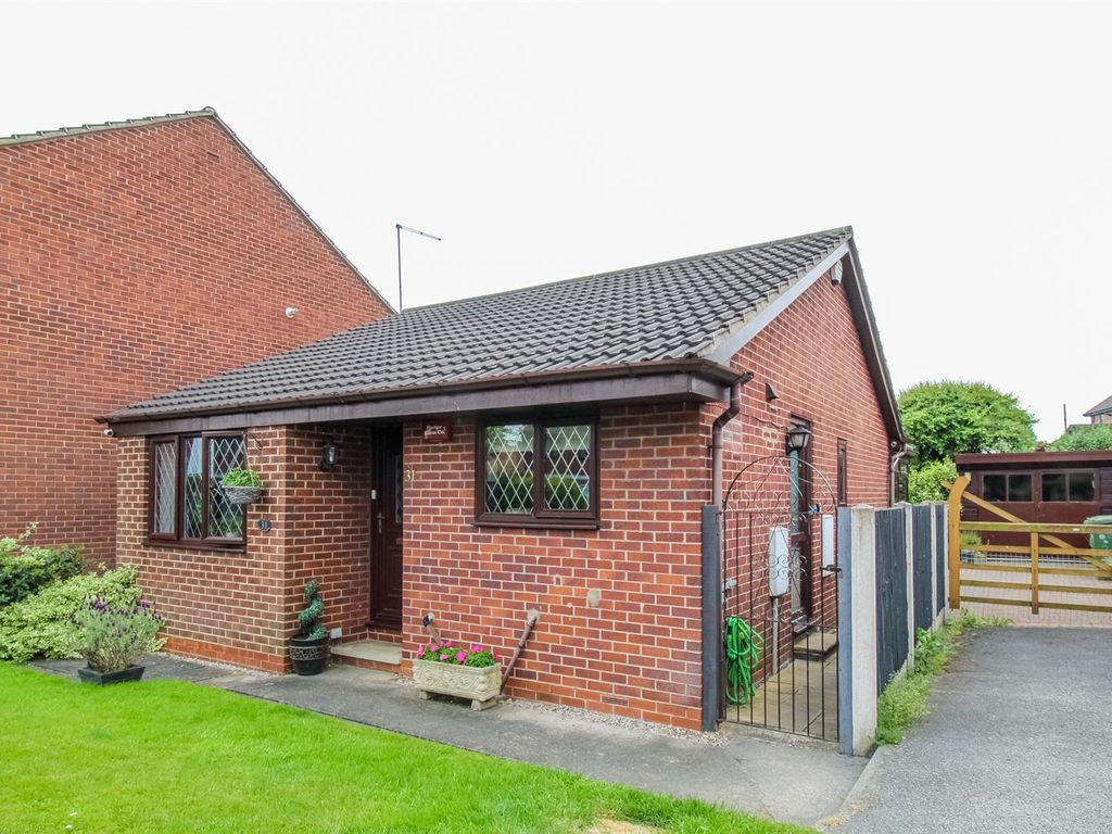 2 bed detached bungalow for sale in Woodmoor Rise, Crigglestone