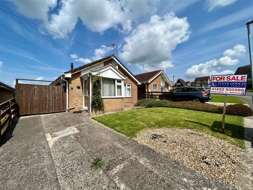 2 bed bungalow for sale in Drivemoor, Abbeydale, Gloucester GL4 Zoopla