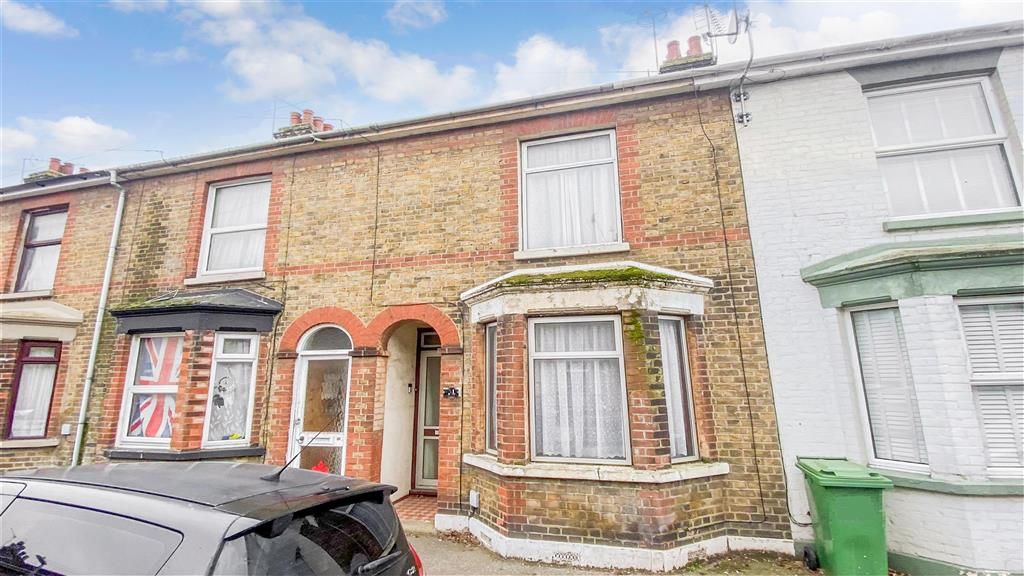 2 bed terraced house for sale in Granville Road, Sheerness, Kent ME12